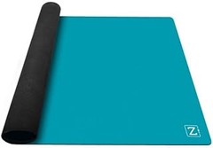 Comparativa de materiales para tapetes personalizados en juegos de mesa
