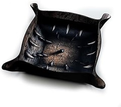 Cómo organizar tu mesa de juego con bandejas para dados